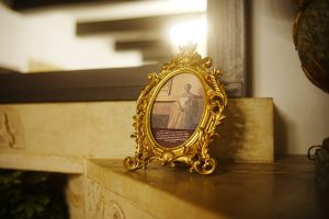 Art. History. Experience. – Descoperă rafinamentul Camerei de Black Jack în București